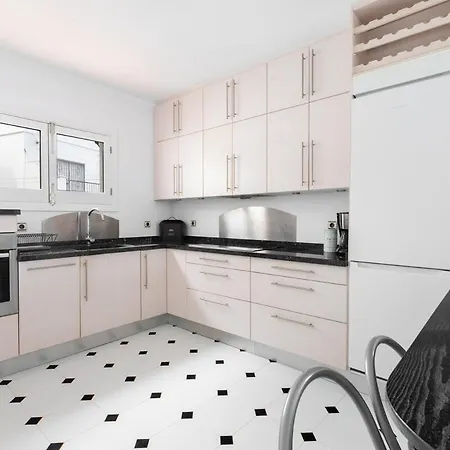 Апартаменты Townhouse Punta Lara Нерха