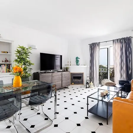 Townhouse Punta Lara * Нерха