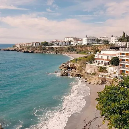 Апартаменты Townhouse Punta Lara Нерха